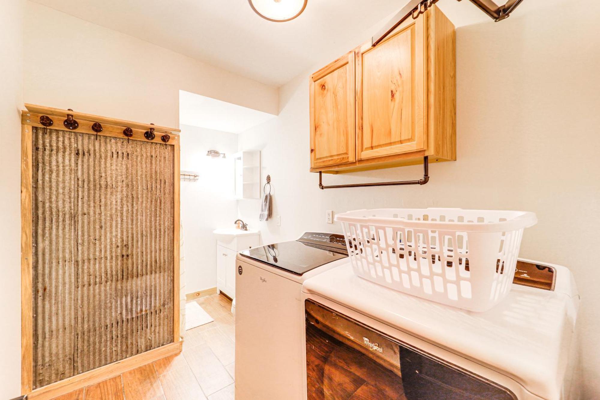Luxe Appalachian Mountain Cabin With Hot Tub, Views Warrensville 외부 사진